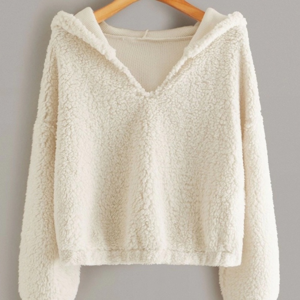 Teddy Sweatshirt - Picture 2 of 3